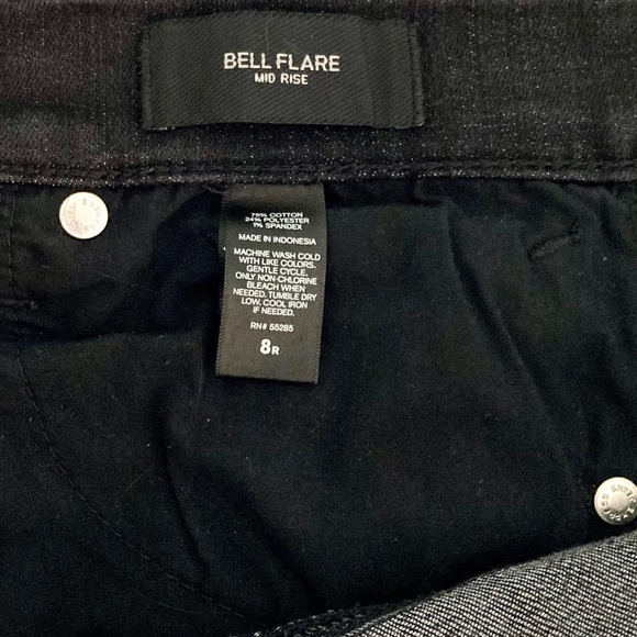Express (NWOT) New Mid Rise Flare Jeans Size 8 - Picture 5 of 5